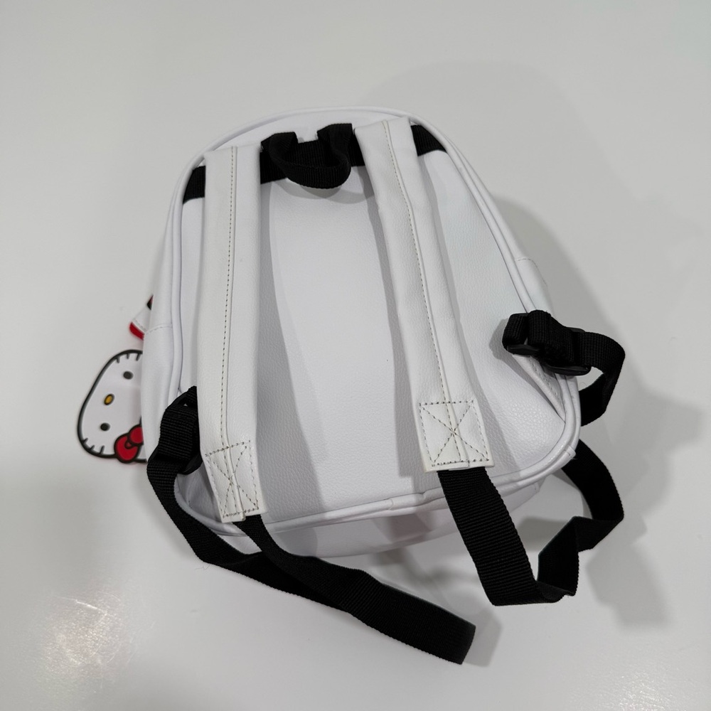 Hello Kitty White and Red Mini Backpack with Bow Accent with Coin Purse Kawaii - Picture 3 of 9
